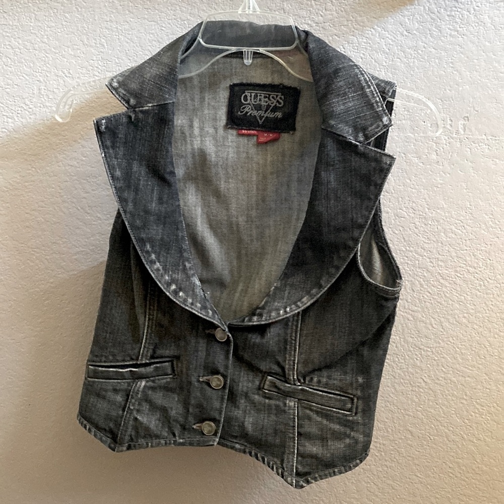 Med Guess Sleeveless Jean Jacket